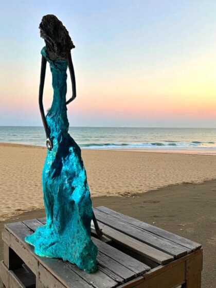 Révélation - bronze patine bleue turquoise nuancée - oeuvre unique