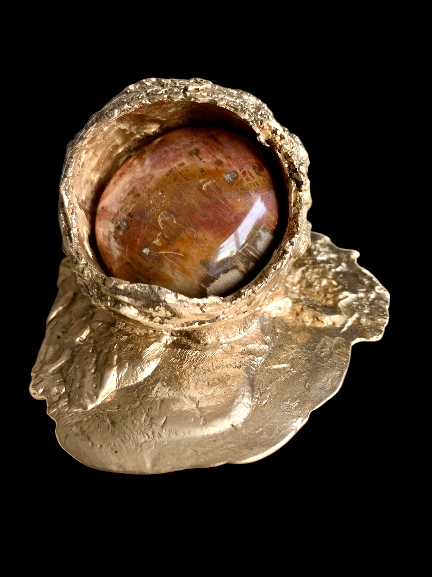 La Bogue - bronze avec bois pétrifié - oeuvre unique