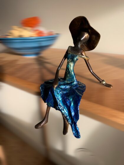 Bleue irisée bronze oeuvre unique Magali Willems